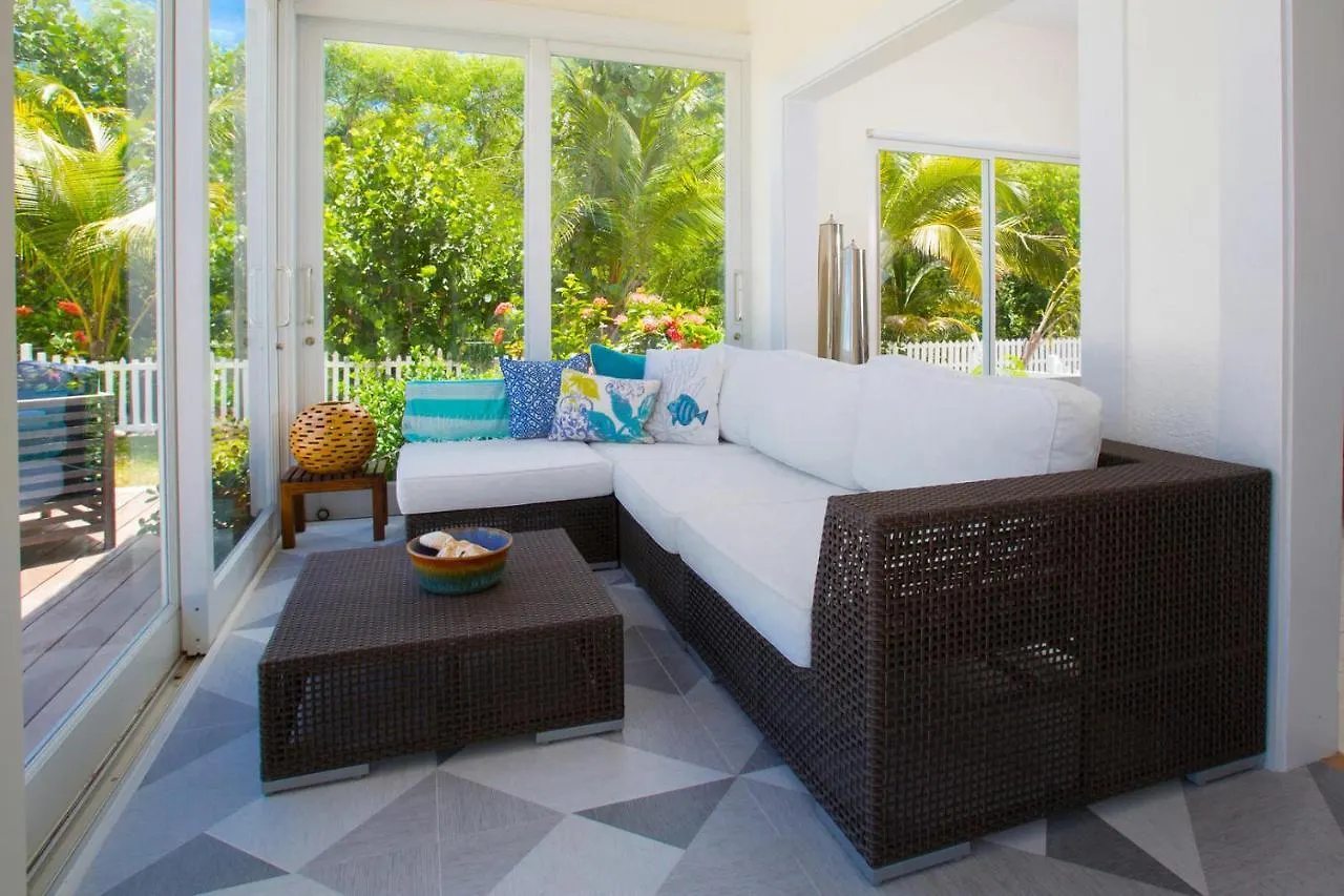 Σπίτι διακοπών Babylon Reef - North Side Villa With Private Pool & Backyard Snorkeling